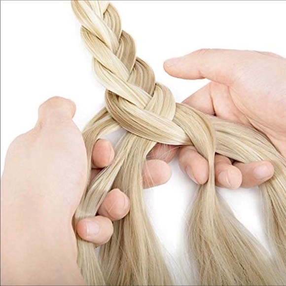 ✨20” ASH BLONDE JAW CLIP FISHTAIL PONYTAIL…NEW